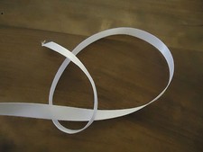 RUBAN SATIN BLANC - dimensions 1 m * 9 mm