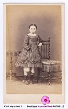 FILLETTE EN JOLIE ROBE À CARREAUX & COL CLAUDINE, MODE, CDV à SAINT-AMAND -BB13