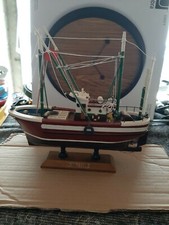 Maquette bateau chalutier en bois 6 couleurs disponibles décoration marine neuf