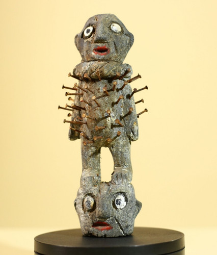 Statue clou africain figurine
