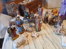 Crèche ancienne état - ancienne, l'état