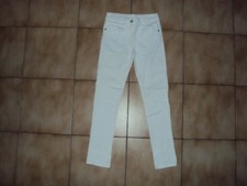 Pantalon blanc fille en 12 ans en TBE 