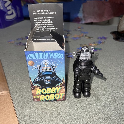 Robby the robot - robot, forbidden