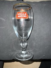 Verre à bière Sur Pied