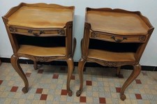 Paire D'anciennes Tables De