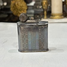 ancien briquet a essence en