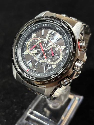 Montre solaire robuste homme