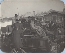 France, Paris, Hommes aux Chapeaux sur des Voitures, A Identifier vintage silver