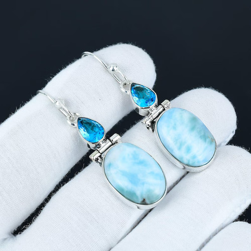 Larimar blue topaz gemstone - topaz,