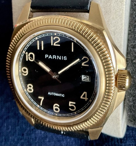 Euc classic 41mm - classic, black/gold