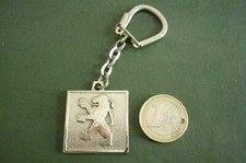 PORTE CLE METAL  /  VOITURE