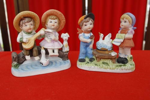 Sujets personnages assis sur - 4,