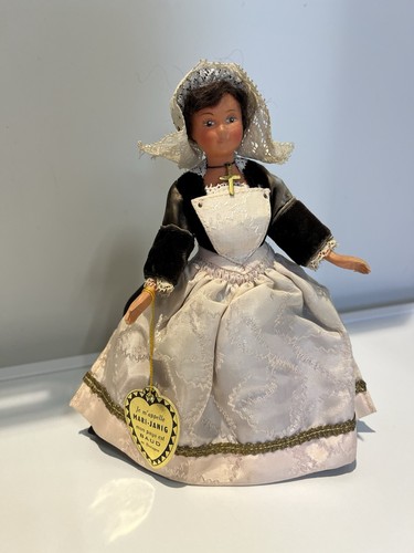 Poupée folklorique ancienne - poupée,