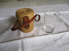 Verre pour curiste  ROYAT gradué avec son étui en osier