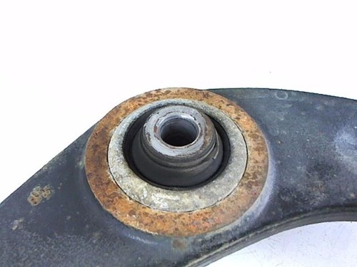 Triangle inferieur avant