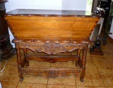 Un pétrin Provençal forme trapèze fin XVIII début XIX 