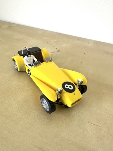 Scalextric yellow lotus 7 - 1/32,