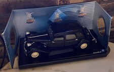 Citroën Traction AV 11 Berline 1938  -1/18 - SOLIDO