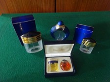 Lot de flacons de parfum  BOUCHERON VIDE 