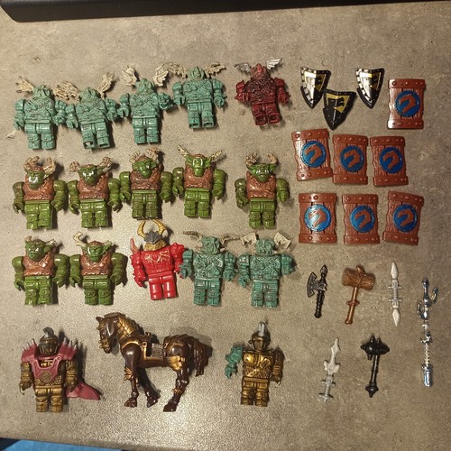 Lot figurines mini - lot,