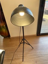 lampadaire lampe sur pied Lampadaire Trépied "cinema" 145cm Noir & Blanc 