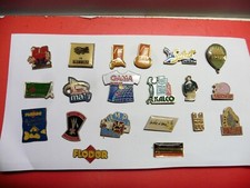 Lot 2 de 20 Pins Divers