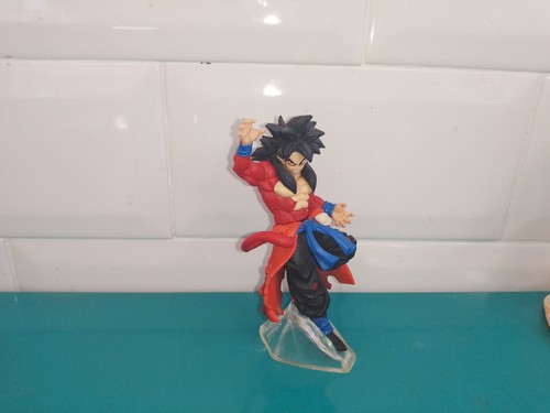 2210167 figurine gashapon - figurine,