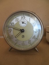 réveil ancien  SMI mécanique