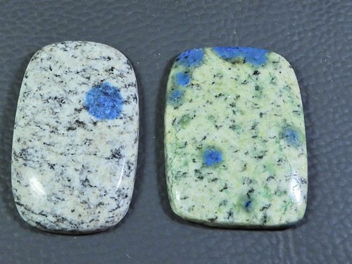 Cabochon coussin fluorite