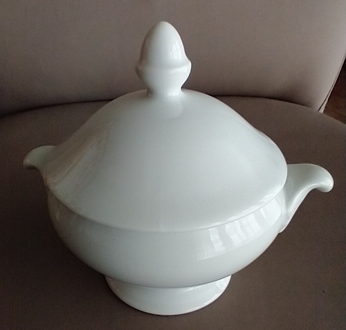 Charmante ancienne soupière