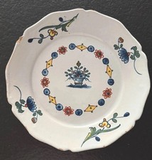 La Rochelle assiette XVIII éme 