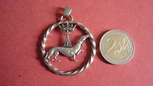 Medaillon pendentif metal - metal, /