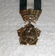 PAS COURANT MEDAILLE D'HONNEUR