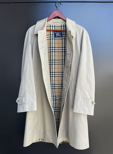 Burberrys vintage beige trench - vintage,