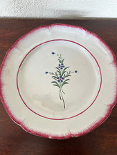 Assiette faïence de l'Est , XIX , décor barbeaux St Clément