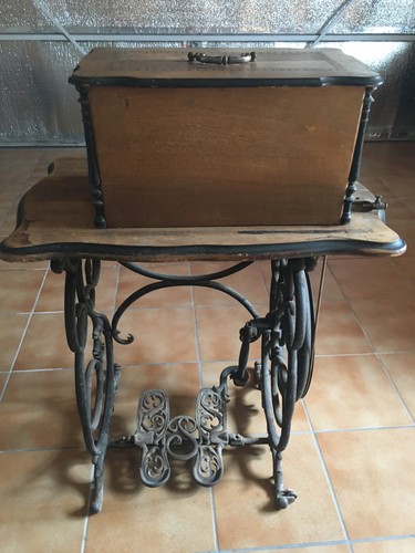 Machine coudre ancienne de - coudre,