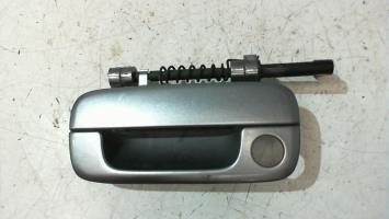 Poignee porte avant gauche