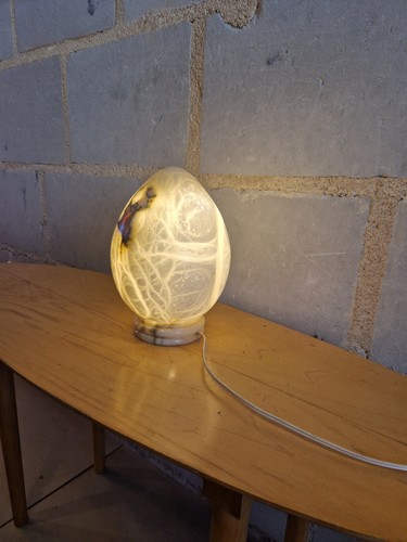 Lampe forrme oeuf en - d'oeuf,