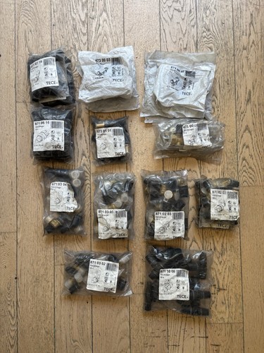 Lot 230 raccords multicouches - 230,