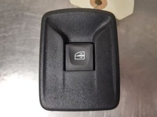 COMMANDE LEVE-GLACE PORTE AVANT DROIT 254217475R DACIA SANDERO II Essence