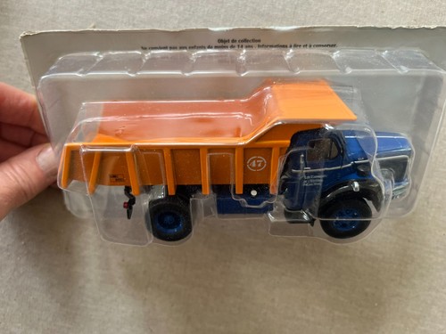 Berliet glm camion bleu - berliet, glm.