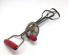 batteur a oeufs a manivelle