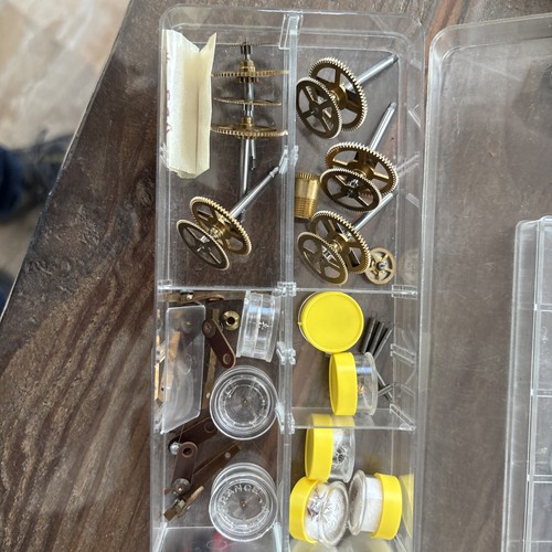 Lot pièces pendule - de,