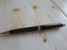 stylo roller  mont blanc