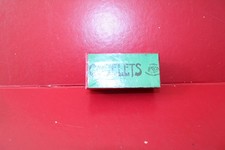 ANCIEN JEU DE SOCIETE " LES OSSELETS ".