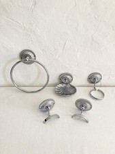 Ensemble de patères, porte-savon, porte-gobelet et porte-serviette en métal arge