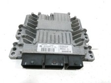 CALCULATEUR MOTEUR 8200843713