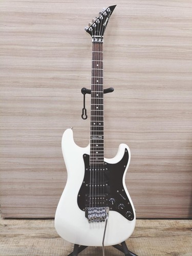 Guitare électrique fernandes - électrique,