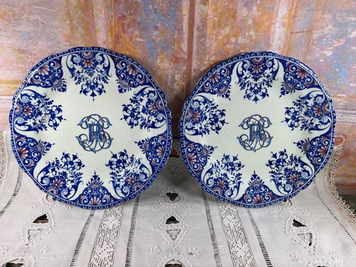 Pair antique gien plates - plates,