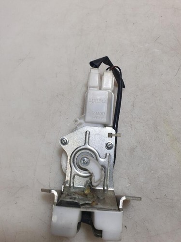 8251063j00000 serrure hayon - de,